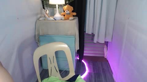 alex online show from September 9, 2025, 4:39 pm