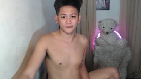 alex online show from November 13, 2025, 2:27 pm