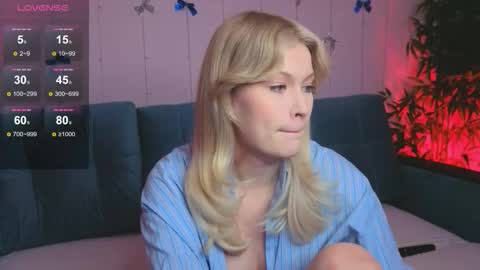 Julia online show from February 2, 2026, 2:27 pm