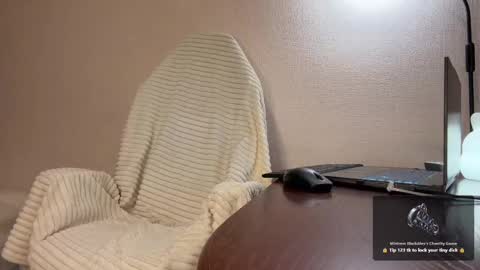 Snapshot of black_alex_ chatting on April 25, 2026, 5:32 pm Alexandra online show from April 25, 2026, 5:32 pm