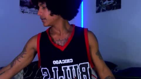 Snapshot of black_arthur chatting on November 25, 2025, 2:50 pm Black Arthur online show from November 25, 2025, 2:50 pm