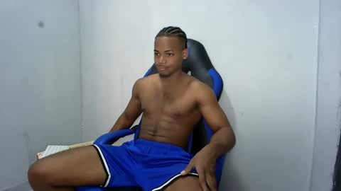 tu morenito online show from April 18, 2026, 3:27 pm