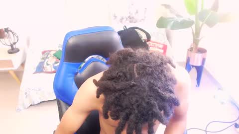 Black online show from December 12, 2024, 12:33 pm