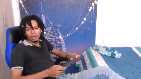 Black online show from December 23, 2024, 11:57 am