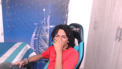 Black online show from December 27, 2024, 11:39 am