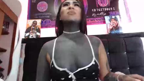 Snapshot of black_eyestattoo chatting on January 7, 2025, 5:09 pm karenth soto online show from January 7, 2025, 5:09 pm