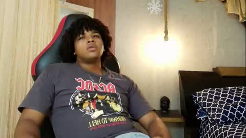 black_king_241 online show from February 22, 2026, 3:07 am