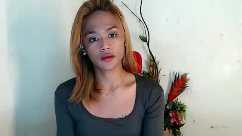 Nympha online show from April 17, 2026, 4:04 am