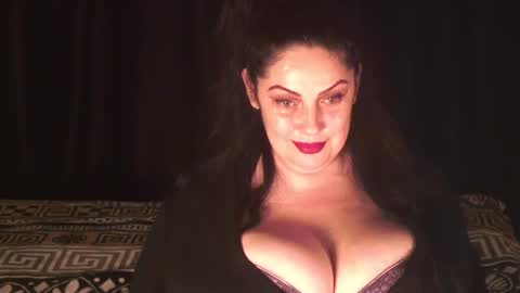 Snapshot of black_pearls chatting on October 15, 2025, 4:18 pm Sarah online show from October 15, 2025, 4:18 pm