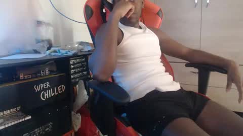 Black online show from March 3, 2026, 7:09 pm