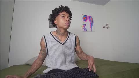 black_tentationx online show from February 18, 2026, 6:26 pm