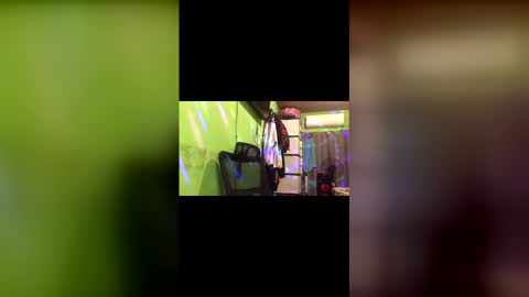 Snapshot of blackasiancockts chatting on December 5, 2025, 6:33 am Crystal online show from December 5, 2025, 6:33 am