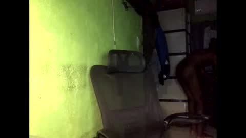 Snapshot of blackasiancockts chatting on December 22, 2025, 6:32 am Crystal online show from December 22, 2025, 6:32 am