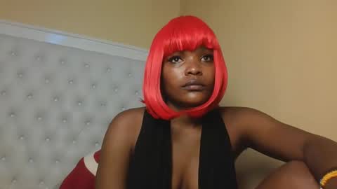 Blackcoco online show from November 21, 2025, 6:56 am