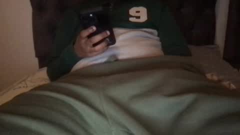 blackdiscreet online show from October 29, 2025, 6:09 pm