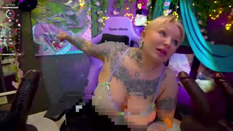 Snapshot of blackedbarbie chatting on June 26, 2026, 7:07 pm Alice online show from June 26, 2026, 7:07 pm