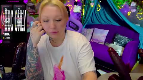 Snapshot of blackedbarbie chatting on July 27, 2026, 6:59 pm Alice online show from July 27, 2026, 6:59 pm