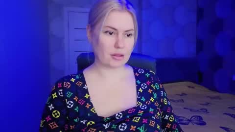 blackeyes11 online show from March 9, 2026, 3:54 am