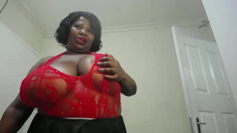 Snapshot of blackladyqx chatting on December 31, 2024, 11:17 pm blackladyqx online show from December 31, 2024, 11:17 pm