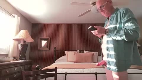 blacklexus online show from February 12, 2025, 4:11 pm