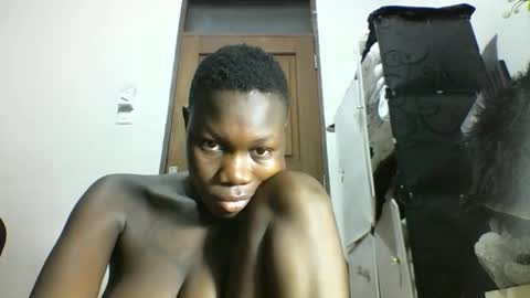 blackmarvel02 online show from November 19, 2025, 9:37 pm