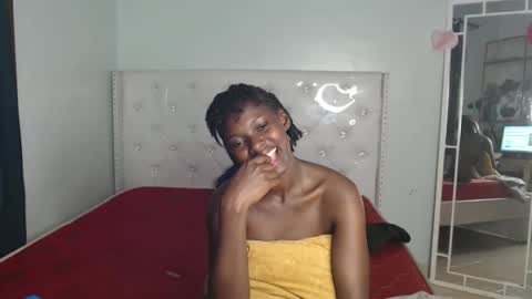 Cleo online show from October 11, 2025, 8:35 am