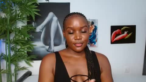 Snapshot of blackmellanin_ chatting on July 5, 2026, 11:28 am Smiley sylivia online show from July 5, 2026, 11:28 am