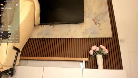 Karina online show from January 7, 2026, 3:42 am