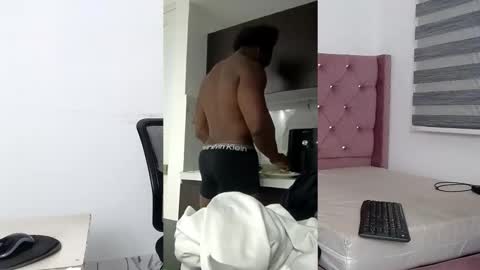 Twtter 1MikeBeckford            Onlyfns beckfordmike online show from November 8, 2025, 10:59 am