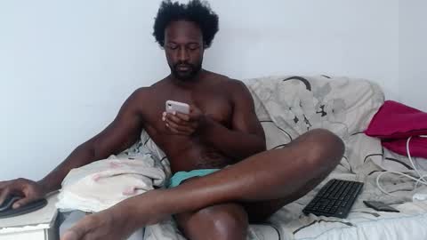 Twtter 1MikeBeckford            Onlyfns beckfordmike online show from February 20, 2026, 2:17 pm