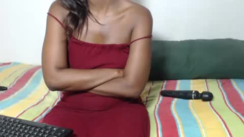blackntoxicabe6999 online show from May 5, 2026, 9:23 pm