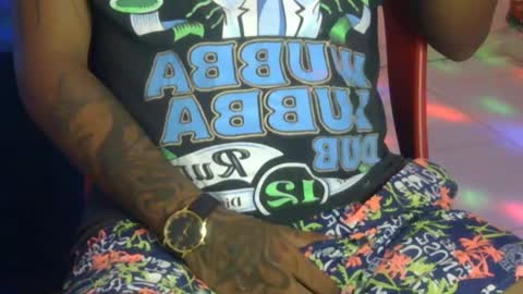 i am D.L online show from February 8, 2025, 6:12 pm