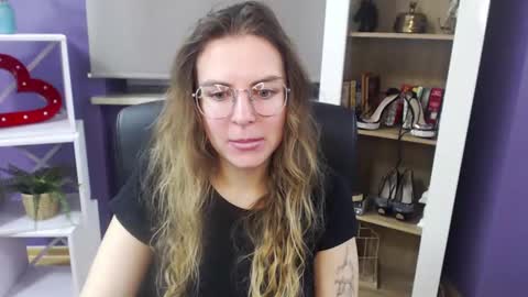 Snapshot of blackrosezoey chatting on January 9, 2025, 5:34 am Z O E Y online show from January 9, 2025, 5:34 am