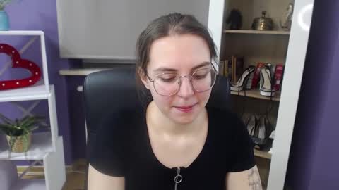 Snapshot of blackrosezoey chatting on January 14, 2025, 5:40 am Z O E Y online show from January 14, 2025, 5:40 am