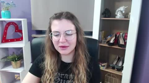 Snapshot of blackrosezoey chatting on March 3, 2025, 5:31 am Z O E Y online show from March 3, 2025, 5:31 am