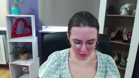 Snapshot of blackrosezoey chatting on March 10, 2025, 9:21 am Z O E Y online show from March 10, 2025, 9:21 am