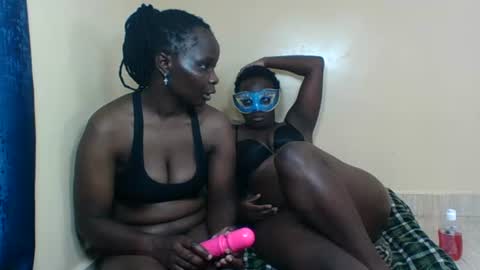 Snapshot of blacks_nastay chatting on October 10, 2025, 9:58 pm blacks_nastay online show from October 10, 2025, 9:58 pm