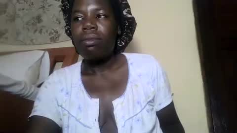 SARAH online show from March 11, 2025, 8:42 pm