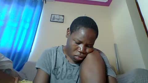Snapshot of blacksexygal chatting on June 19, 2026, 11:03 am SARAH online show from June 19, 2026, 11:03 am