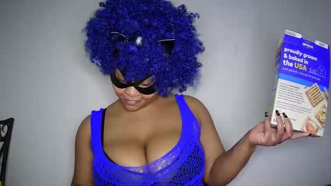 Queen Siren online show from February 12, 2025, 7:02 am