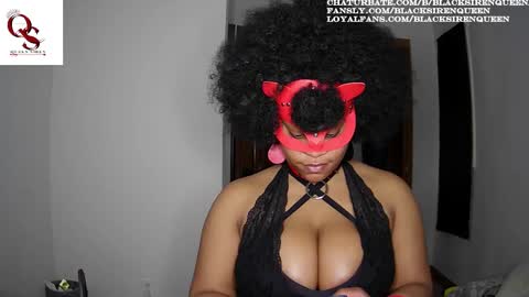 Queen Siren online show from February 23, 2025, 5:12 am