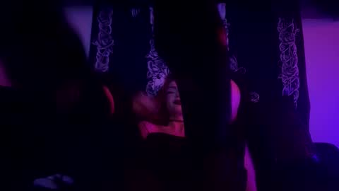 Snapshot of blackstarzara chatting on December 20, 2024, 2:30 am blackstarzara online show from December 20, 2024, 2:30 am