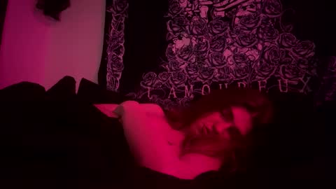 Snapshot of blackstarzara chatting on December 21, 2024, 8:39 am blackstarzara online show from December 21, 2024, 8:39 am