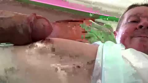 blade1976 online show from March 8, 2026, 2:54 pm