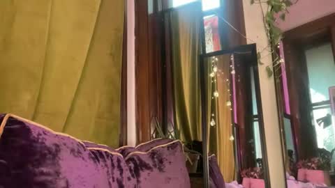 Blair online show from October 9, 2025, 11:14 pm