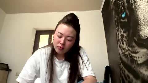 Snapshot of blairglee chatting on June 7, 2026, 4:27 am Hana online show from June 7, 2026, 4:27 am