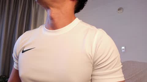 Snapshot of blake_levi chatting on January 4, 2025, 1:10 am Blake Levi Independent Model online show from January 4, 2025, 1:10 am