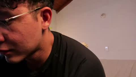 Snapshot of blake_levi chatting on February 28, 2025, 12:10 am Blake Levi Independent Model online show from February 28, 2025, 12:10 am