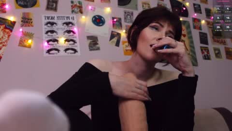 Britney online show from April 18, 2026, 7:58 pm