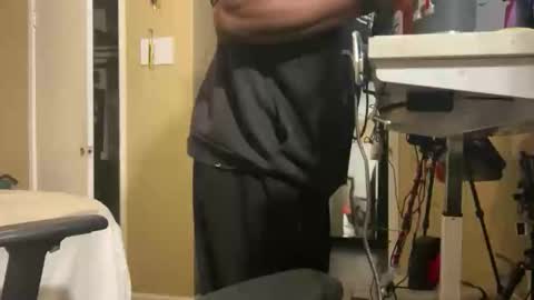 Blackjag00 online show from November 25, 2025, 3:28 am